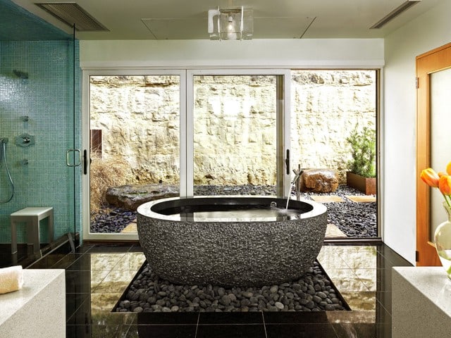 Houston-bold-luxurious-walk-in-shower-with-bathtub